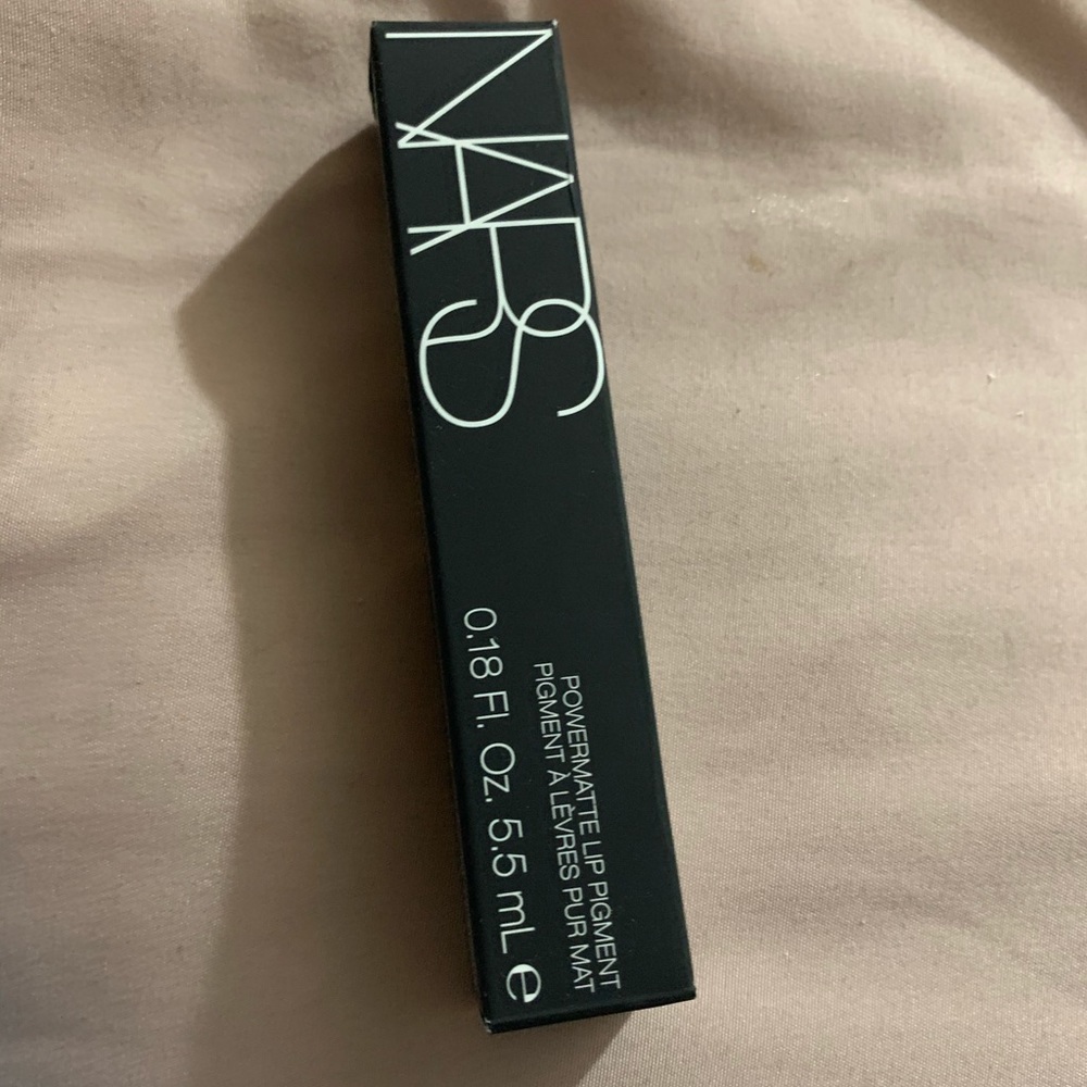 Liquid lipstick